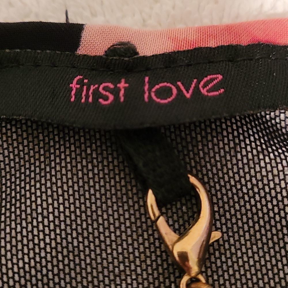 First Love floral top - Picture 5 of 6